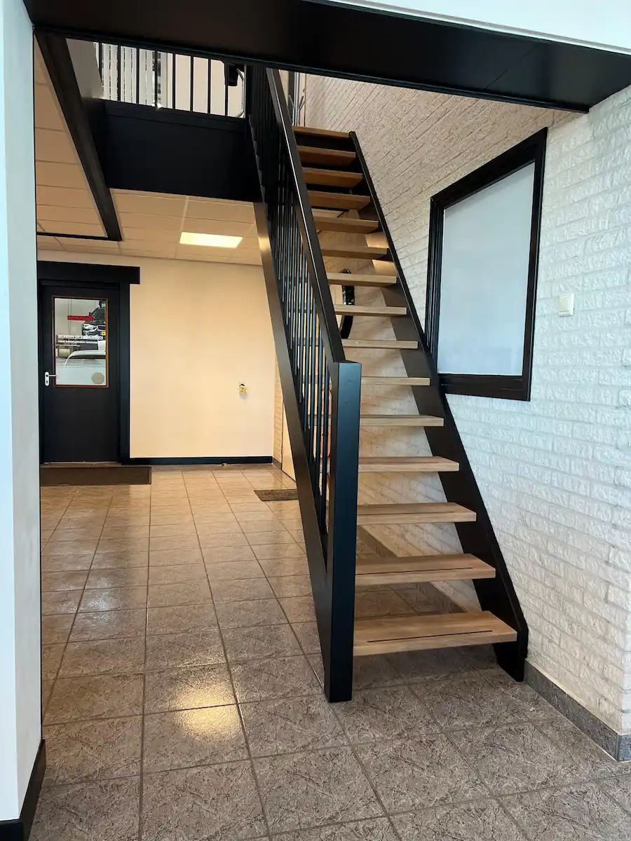 Schilderwerkzaamheden trap